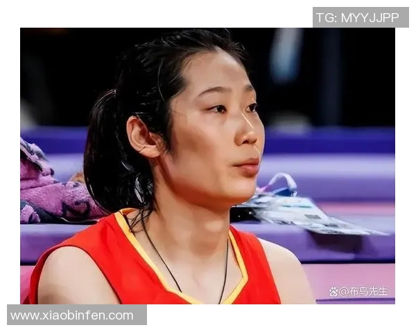 足球明星背后的女人们她们的故事与荣耀同样闪耀